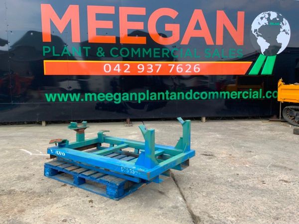 VOLVO ENGINE CRADLE / STILLAGE..1364t. 346789307