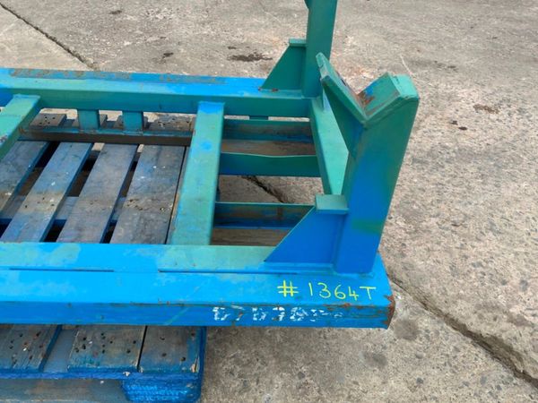 VOLVO ENGINE CRADLE / STILLAGE..1364t. 346789314