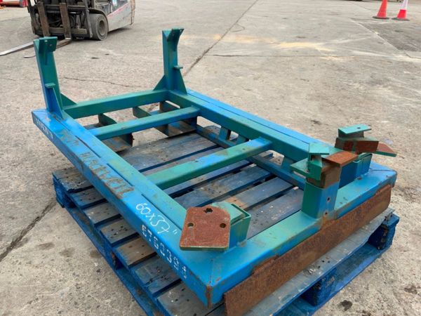 VOLVO ENGINE CRADLE / STILLAGE..1364t. 346789311