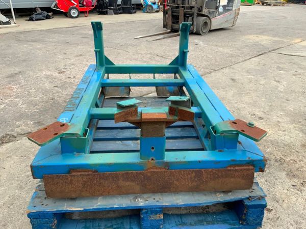 VOLVO ENGINE CRADLE / STILLAGE..1364t. 346789313