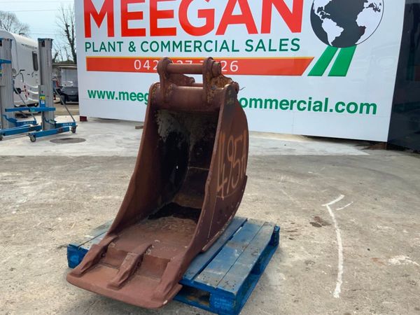 24"  LEMAC DIGGING BUCKET...70mm PINS.......1495A. 346781180