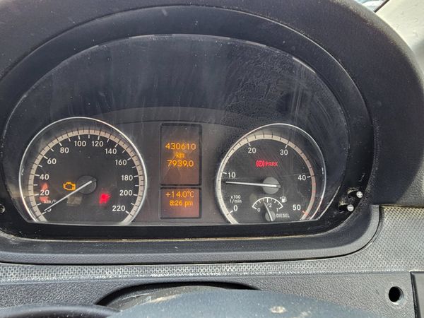MERCEDES VITO VAN // STARTS AND DRIVES 346835027