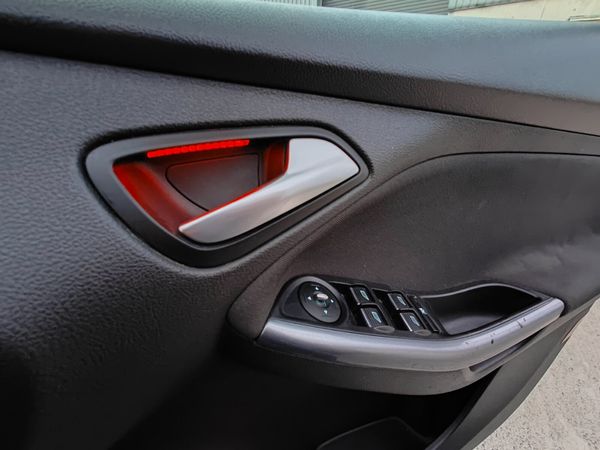 Ford Focus 2014 - Titanium 1.6 Diesel Manual 346839925