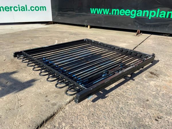 13ft x 77"  BOW TOP ENTRANCE GATES.........1617. 346906808