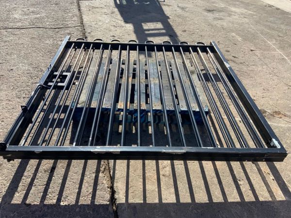 13ft x 77"  BOW TOP ENTRANCE GATES.........1617. 346906816