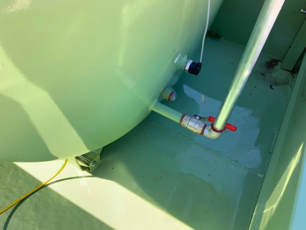 3000 litre FUEL BOWSER / STORAGE  TANK......889T 347238324