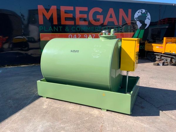 3000 litre FUEL BOWSER / STORAGE  TANK......889T 347238327