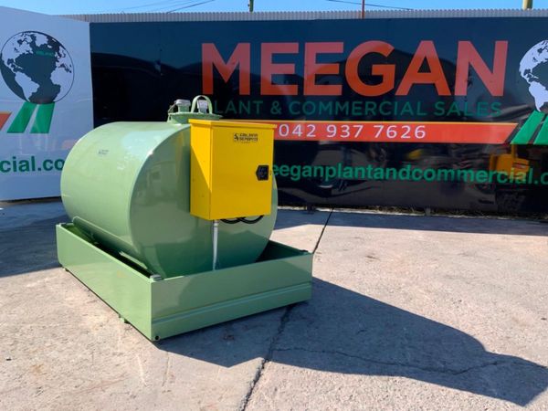 3000 litre FUEL BOWSER / STORAGE  TANK......889T 347238323