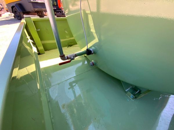 3000 litre FUEL BOWSER / STORAGE  TANK......889T 347238334