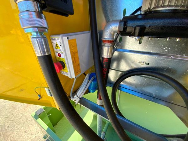 3000 litre FUEL BOWSER / STORAGE  TANK......889T 347238335