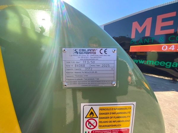 3000 litre FUEL BOWSER / STORAGE  TANK......889T 347238333