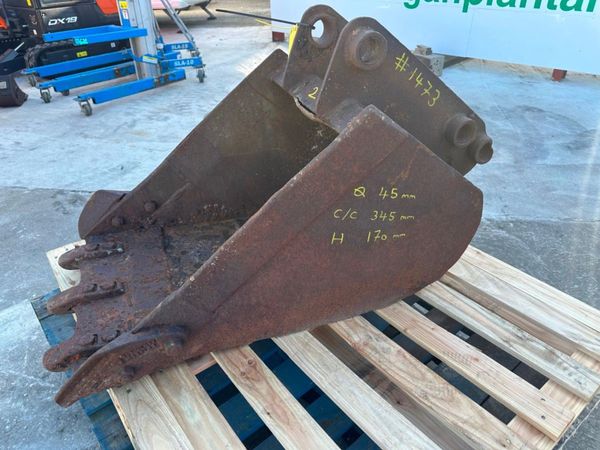 24" DIGGING BUCKET ... 45MM ...3CX ... 1473 347247021