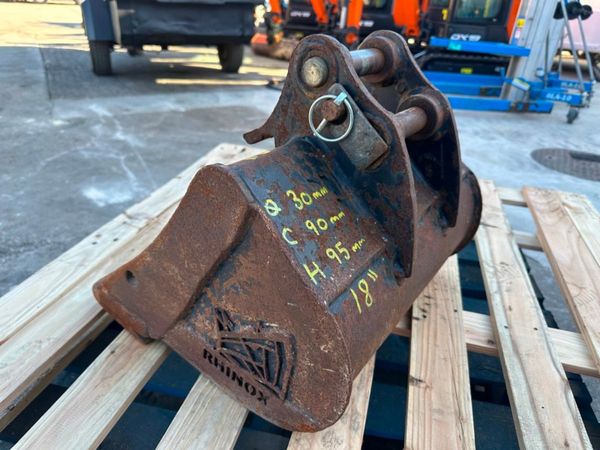 18" RHINOX DIGGING BUCKET ... 30MM ...1491A 347247138