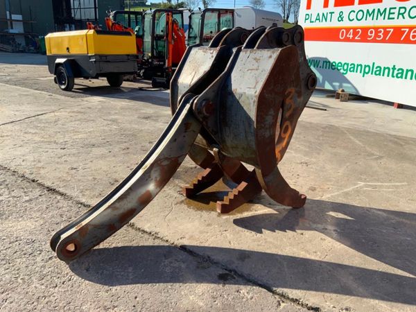FIVE TYNE MANUAL GRAPPLE.......80mm PINS....1395. 347360160