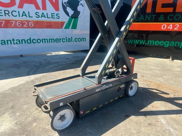 2017 SKYJACK SJ3226 SCISSOR LIFT ....506 347380625