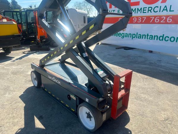 2017 SKYJACK SJ3226 SCISSOR LIFT ....506 347380628