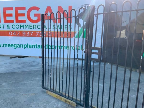 3.0mts GALVANISED/ COATED ENTRANCE GATES..1900 347394373