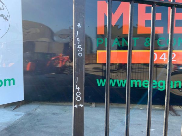 3.0mts x 1950mm BOW TOP ENTRANCE GATES. 347391957