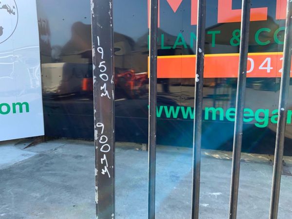 1950mm x 900mm PEDESTRIAN ENTRANCE GATE. 347392116