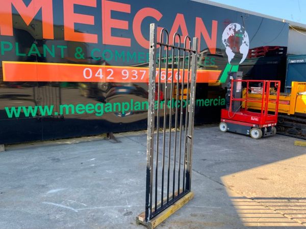 1950mm x 900mm PEDESTRIAN ENTRANCE GATE. 347392112