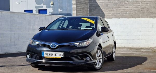 Toyota Auris Luna Automatic Hybrid AA Approved 347432950
