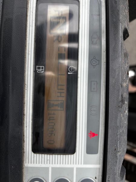 forklift    nissan  gas 2.5 ton lift 347493013