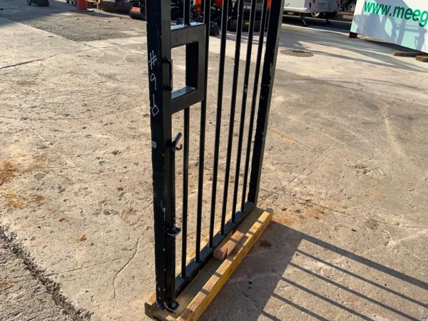 1950mm x 910mm PEDESTRIAN SIDE GATE.......910. 347522596
