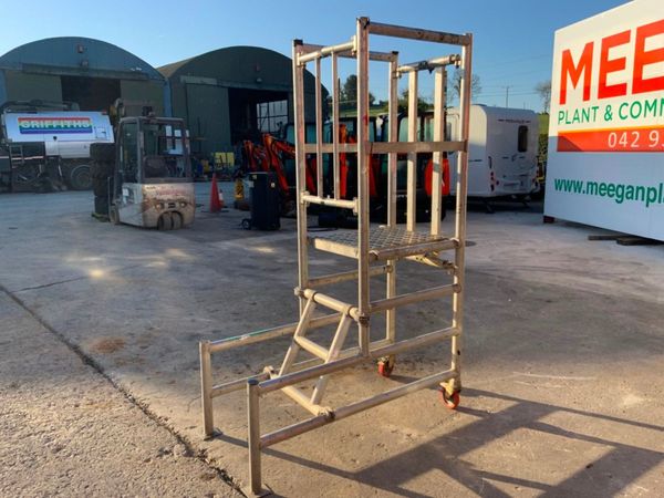 FOLDING PODIUM / ACCESS PLATFORM.........1216t. 347677718