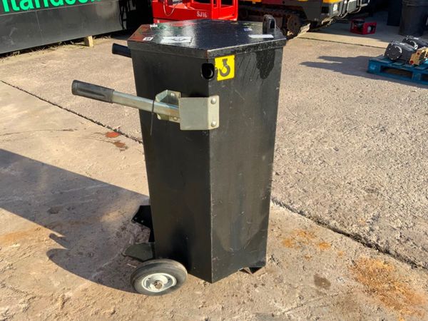120lts FUEL BOWSER / DELIVERY CADDY.......937t. 347679353