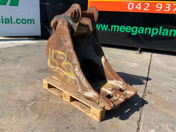 24" JCB DIGGING BUCKET....80mm PINS.......1537t. 347709027