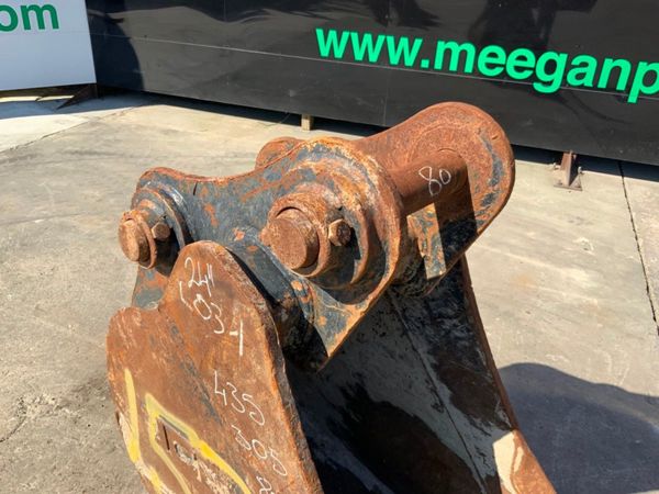 24" JCB DIGGING BUCKET....80mm PINS.......1537t. 347709035