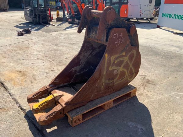 24" RHINOX XP DIGGING BUCKET....80mm PINS..1538t. 347709155