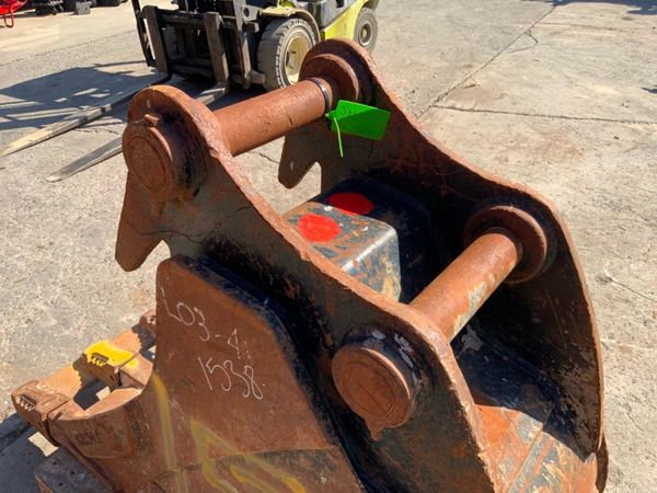 24" RHINOX XP DIGGING BUCKET....80mm PINS..1538t. 347709152