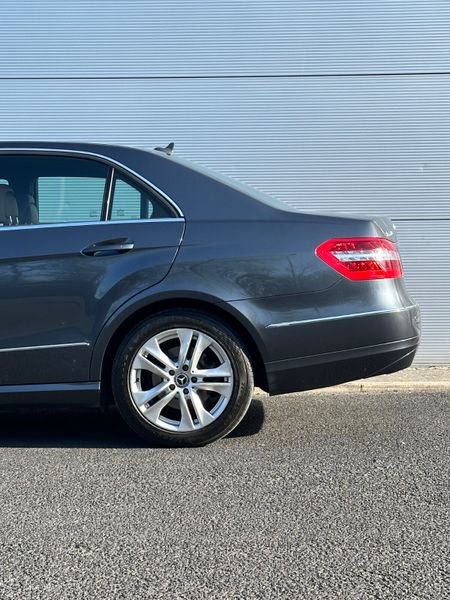 Mercedes-Benz E220d Avantgarde 347904032