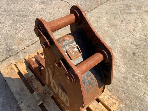 12" STRICKLAND BUCKET...60mm PINS.....1600t. 347900764