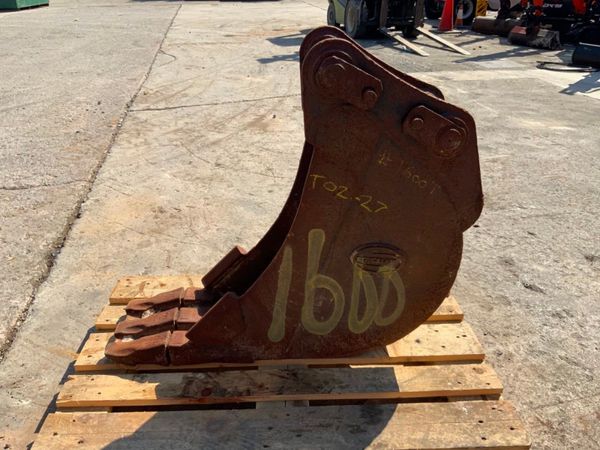 12" STRICKLAND BUCKET...60mm PINS.....1600t. 347900771