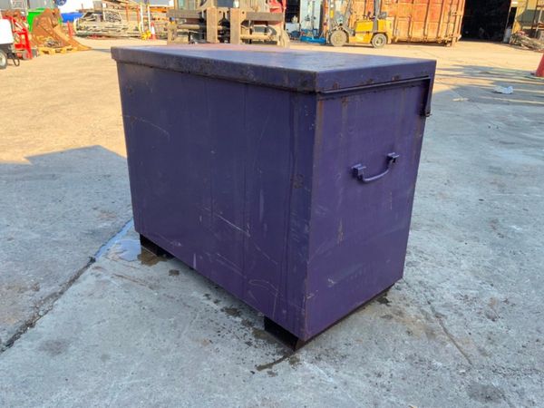 TOOL STORAGE LOCK BOX / VAN VAULT.......1305t. 347912941