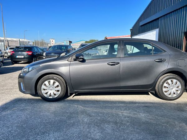 Toyota Corolla 2016 347922325