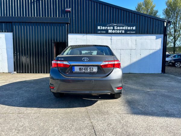 Toyota Corolla 2016 347922328