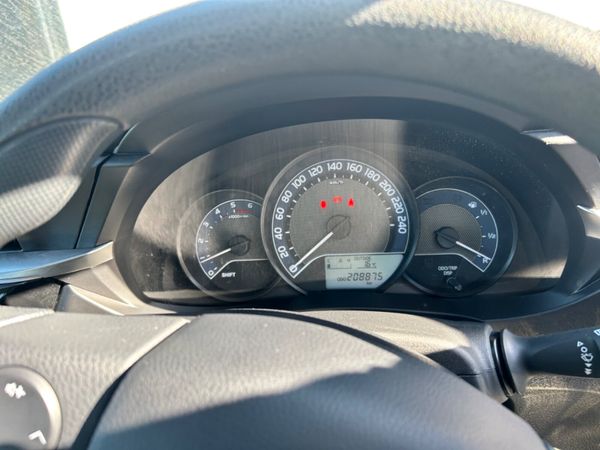 Toyota Corolla 2016 347922336