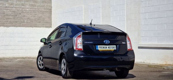 Toyota prius low Millage AA Approved 347967639