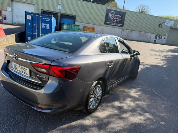 Avensis 347968529