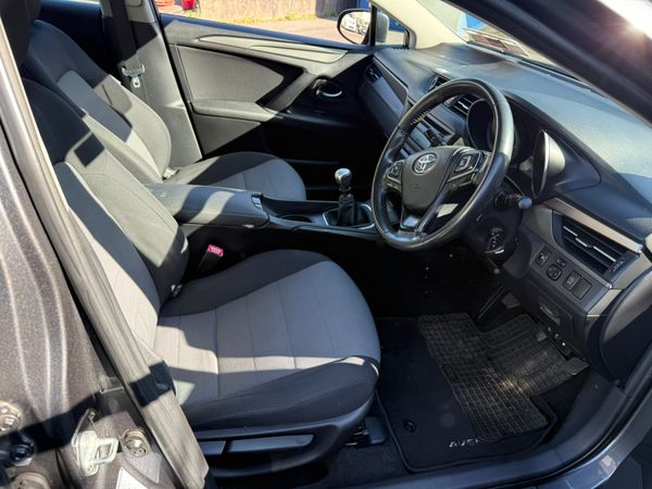 Avensis 347968535