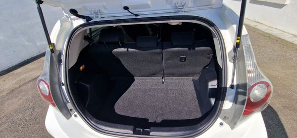 Toyota Aqua Automatic push start 347993885