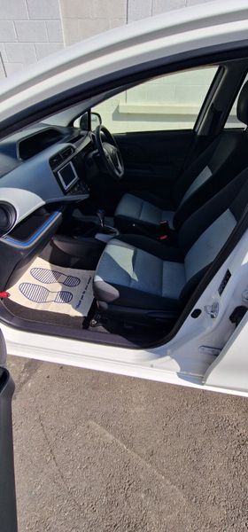 Toyota Aqua Automatic push start 347993888