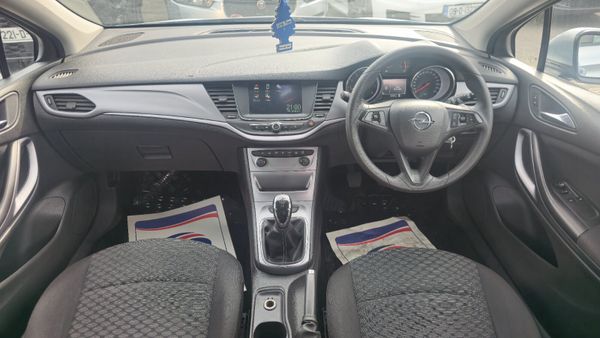 Opel Astra 2017 AA APPROVED 348205867