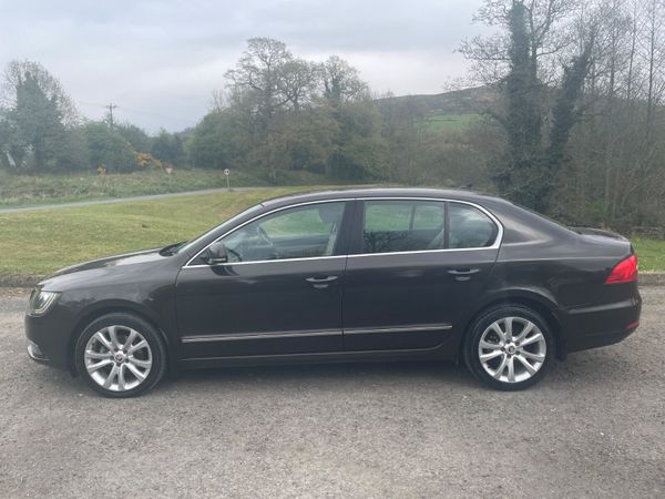 Skoda Superb 2015 , cream leather , high spec 348202457