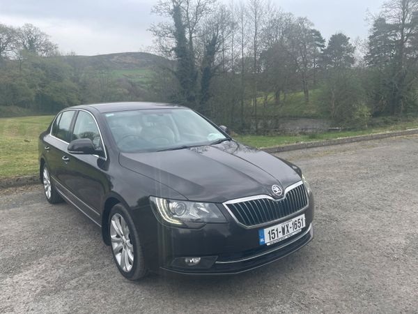 Skoda Superb 2015 , cream leather , high spec 348202473