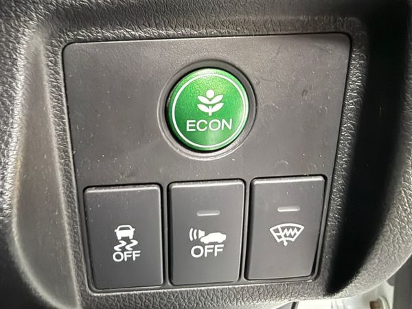 2015 Honda Vezel(HRV)1.5 hybrid auto,50k Miles 348220128