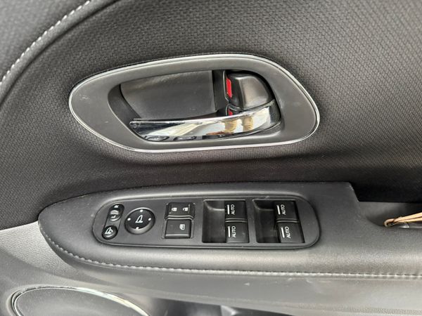 2015 Honda Vezel(HRV)1.5 hybrid auto,50k Miles 348220131